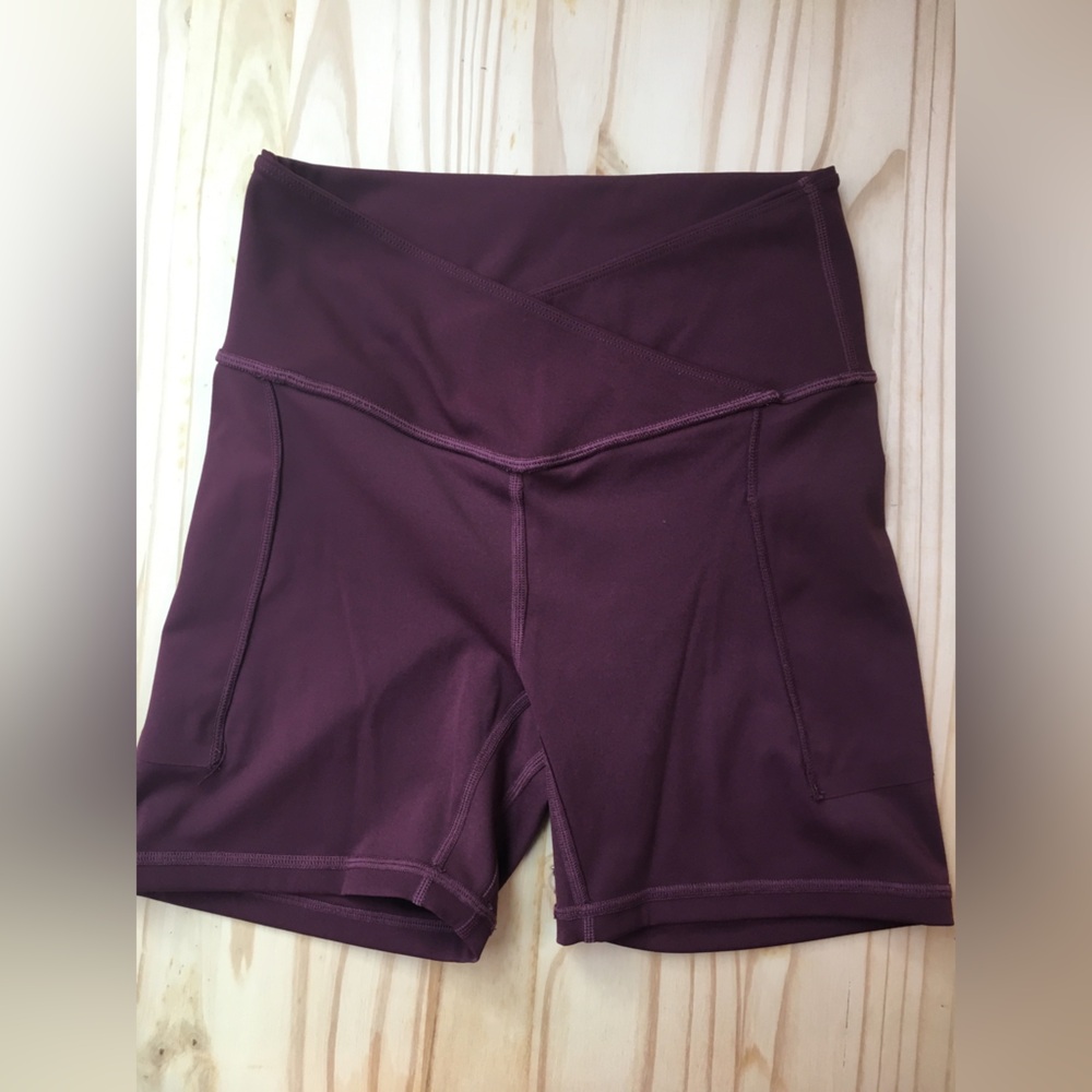 ododos Women’s High-Rise Performance Shorts Deep Plum yoga dance cheerleader - Picture 8 of 9